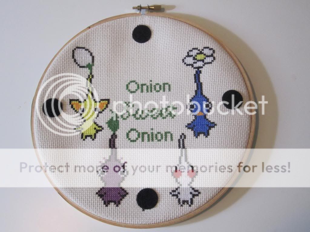 "Onion Sweet Onion": Pikmin cross stitch hoopla - NEEDLEWORK